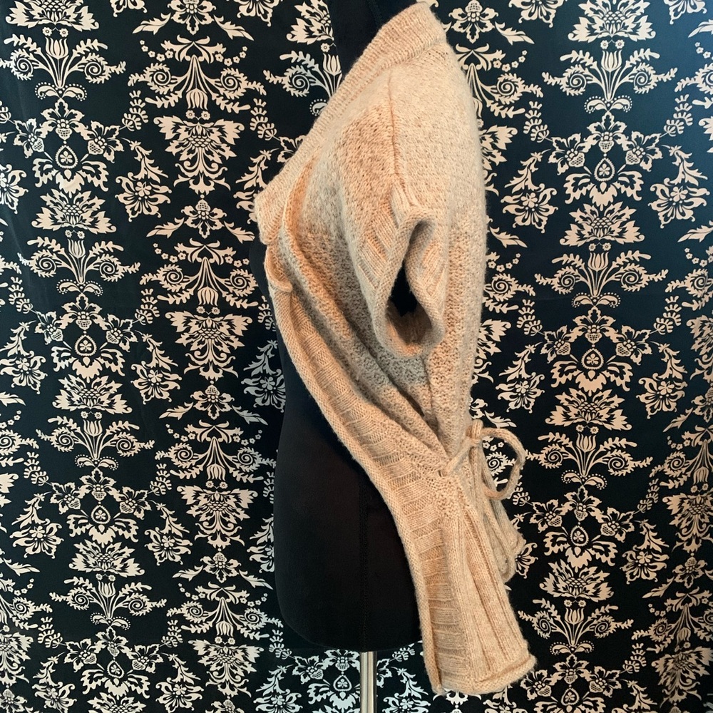 🦇 Vintage Mercer & Madison Sweater 🦇 - Picture 3 of 6